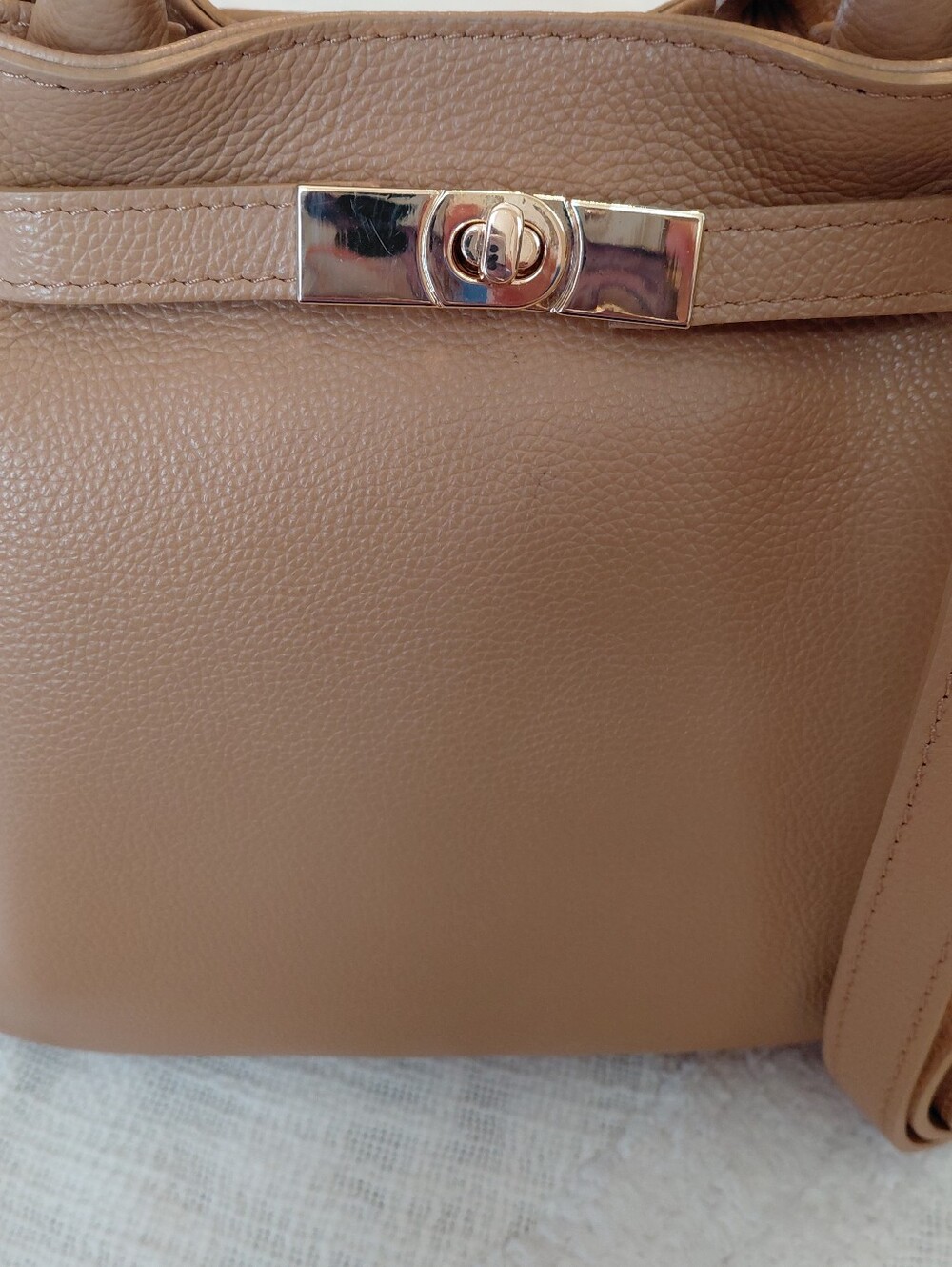 Italian Tan Leather East West Purse - Picture 9 of 13